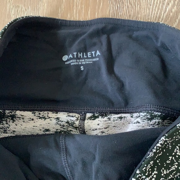 Athleta Elation 7/8 leggings - Picture 5 of 5